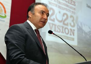 ‘Babalar çocuklarına iyi örnek olmalı'