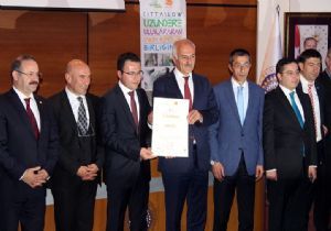 Uzundere 'Sakin Şehir' sertifikasını aldı