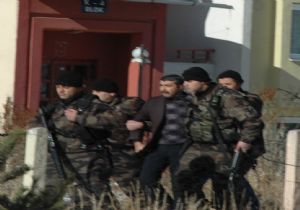 Erzurum'da şizofreni dehşeti: 1 şehit
