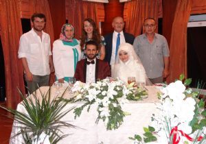 Benim İçin Üzülme Dizisi'nin Emine'si Erzurum'daydı