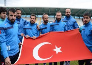 Demirhan'dan taraftara çağrı