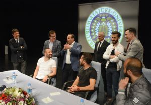 ‘Efsane geri döndü'