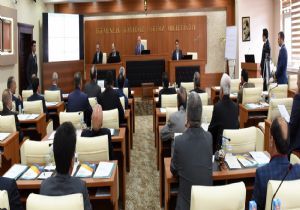 Sekmen güvenoyu aldı