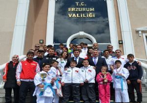 Başarılarıyla Erzurum'u gündeme taşıdılar