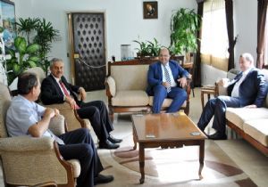 Orhan KKTC'de Erzurum'u tanıttı