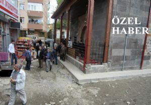 Kasımpaşa Camii çevresi unutuldu mu?