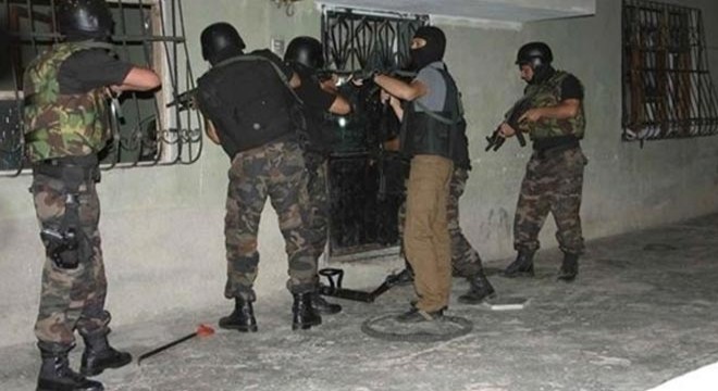 4 PKK'lı terörist hücre evinde etkisiz hale getirildi