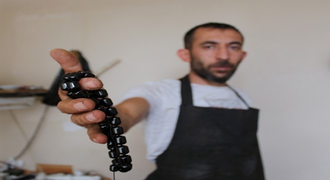 Akdağ eteklerinde ‘Siyah Altın'