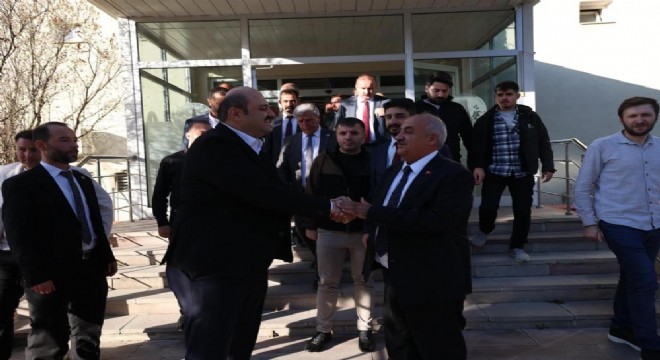 Akpunar, görevi Orhan'dan devraldı