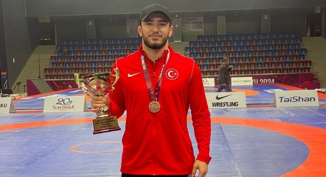 Avrupa 3'üncüsü Çiftçi ETÜ'nün gururu oldu