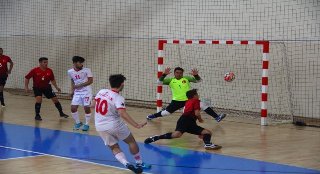 Ay-yıldızlılar, hazırlık maçında Tacikistan'ı 6-1 yendi