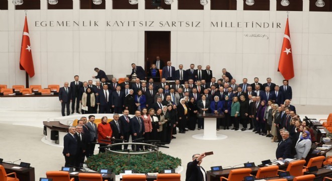 Aydemir'den Ziya Paşa'nın dizeleriyle niyaz