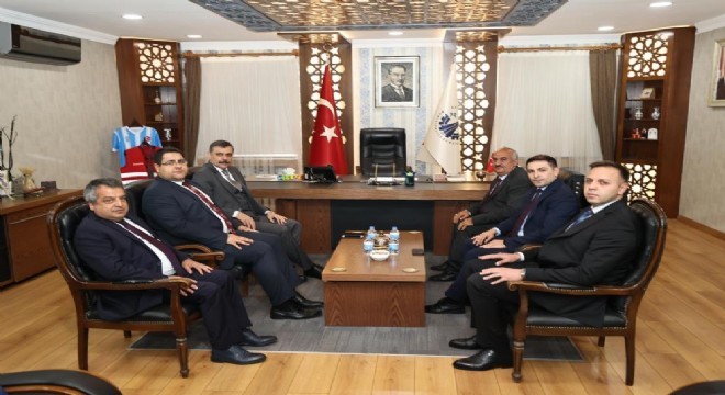 Aziziye Belediyesi Vali Çiftçi'yi ağırladı