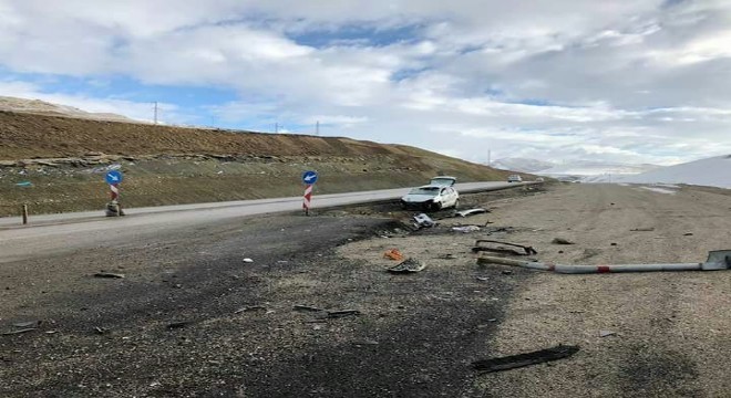 Aşkale'de trafik kazası: 3 yaralı