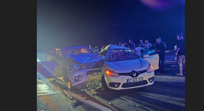 Bingöl yolunda trafik kazası: 3 yaralı