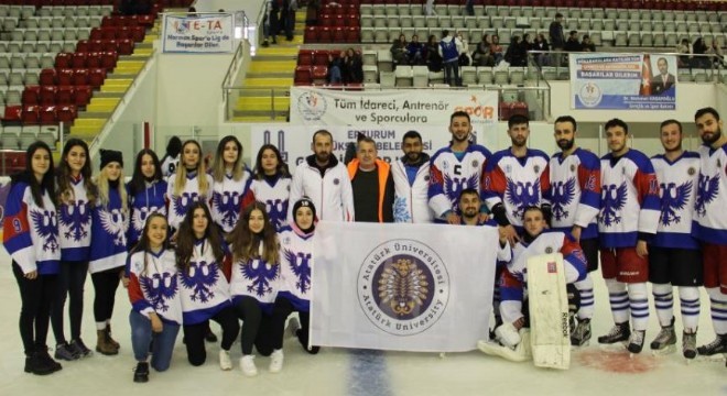Buz Hokeyinde Atatürk Üniversitesi farkı