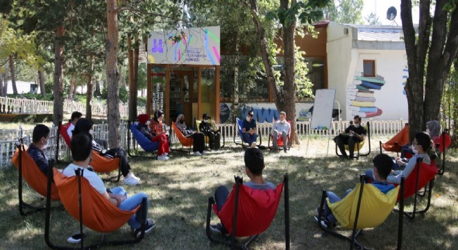 Büyükşehir GAM'dan kitap tahlili programı