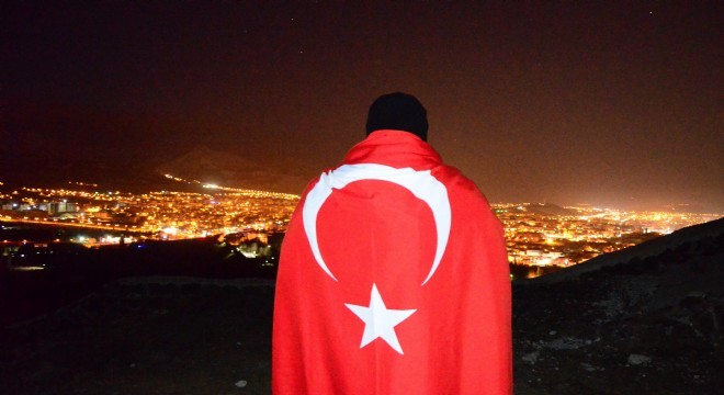 Dadaşlar tabyalarda 'Ecdada Saygı' nöbeti tuttu