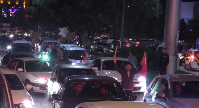 Dadaşlardan Filistin için özgürlük konvoyu