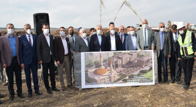 Davud-u Karsi İslami İlimler Külliyesi'nin temeli atıldı