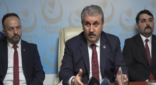 Destici: 'Allah muhafaza'