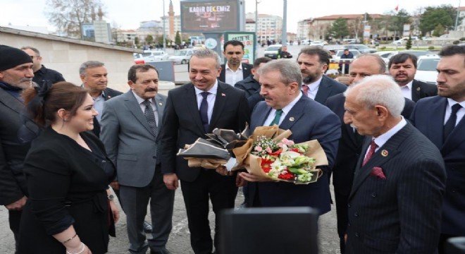 Destici: 'Cumhur ittifakının bir parçasıyız'