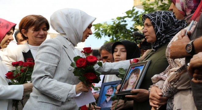 Diyarbakır Anaları: ‘Dünyaya Meydan Okuyan Kadınlar'
