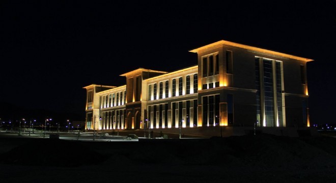 ETÜ Türkiye'nin en başarılı 20 Üniversitesi arasında