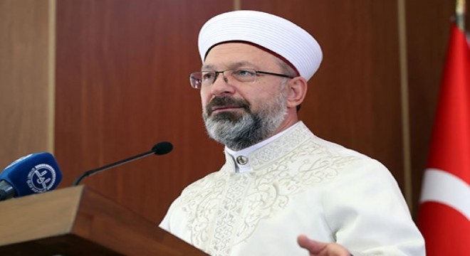 Erbaş: 'Hac, vahyin rehberliğinde iman ile diriliştir'