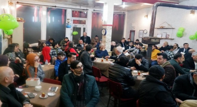 Ertaş'ın ‘Ötede Öbür Yarım' şiir kitabı tanıtıldı