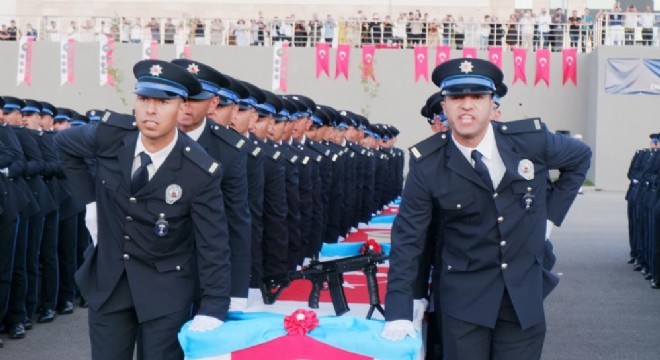 Erzurum POMEM'de mezuniyet coşkusu