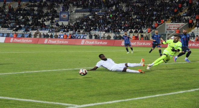 Erzurumspor 4'üncü tura yükseldi