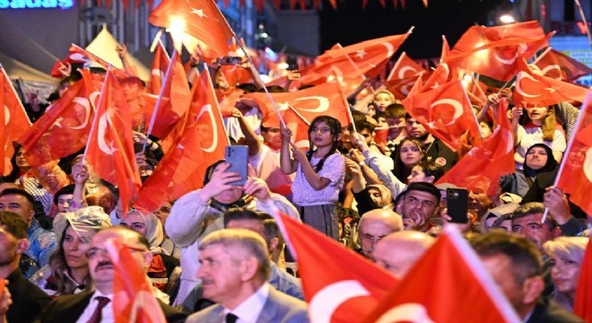 Erzurum'da demokrasi nöbeti