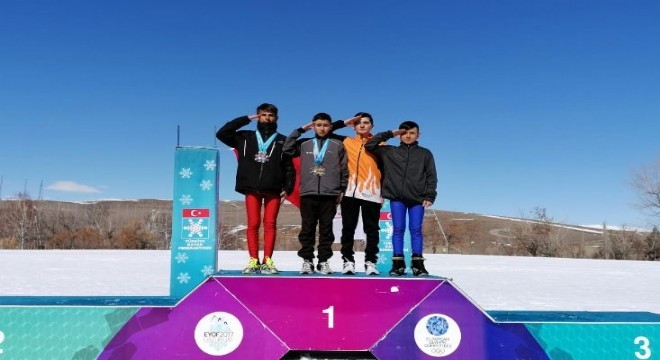 Erzurum'dan 2 madalya ile ayrıldılar