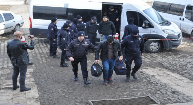 FETÖ'nün EGM yapılanmasına operasyon: 6 gözaltı