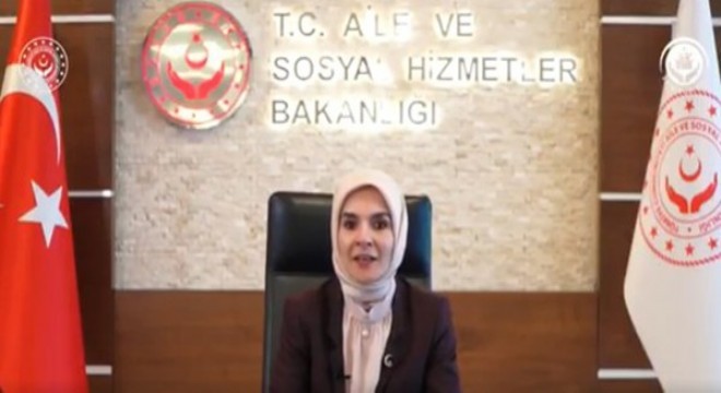 Göktaş'tan koruyucu ailelere: ‘İyi ki varsınız'