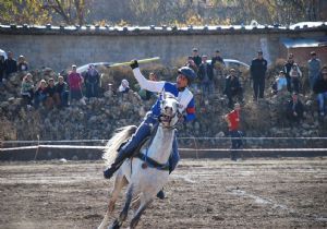 Hasankeyf'te cirit şöleni