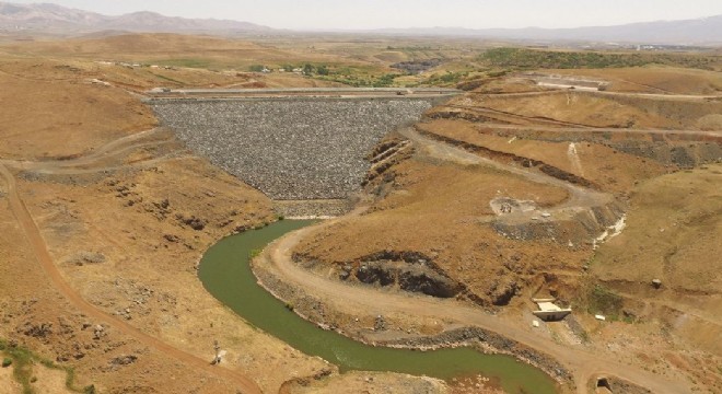 Hınıs'ta 205.3 bin dekar arazi suya kavuşacak