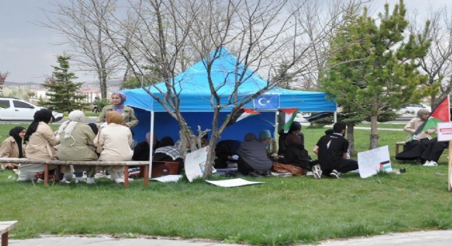 Kafkas Üniversitesi öğrencilerinden İsrail'e tepki