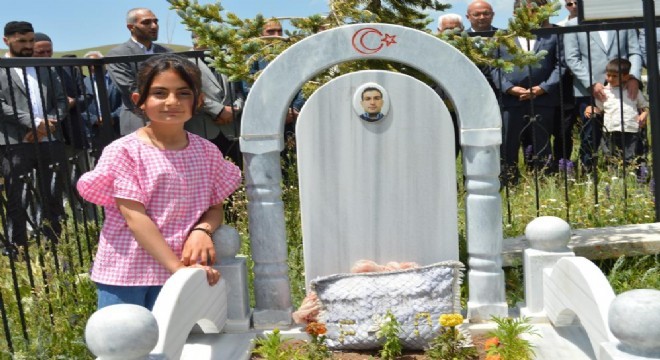 Karayazı şehitleri dualarla anıldı