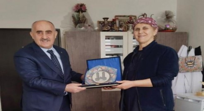 Kent Konseyi'nden Prof. Dr. Akçay'a teşekkür