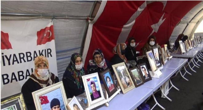 Nöbetteki ailelerden HDP'e tepki yağıyor