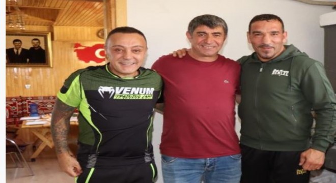 Oltu Dünya Şampiyonu Fırat Aslan'ı ağırladı