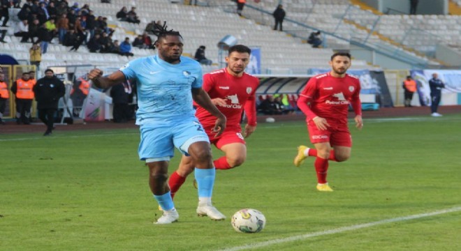 Orhan Ovacıklı ve Kaleci Göktuğ ilk 15'te