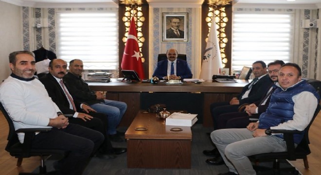 Orhan'dan Erzurum basınına övgü