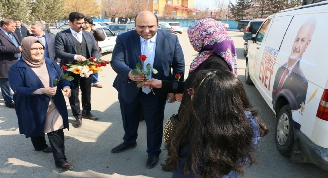 Orhan ve Keleş'ten Kadınlar günü jesti