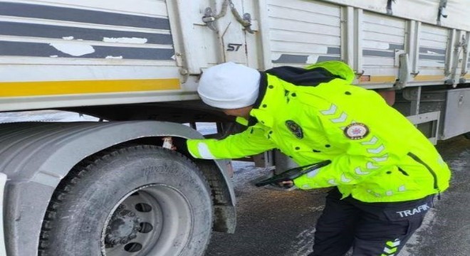 Refahiye yolunda kış lastiği denetimi