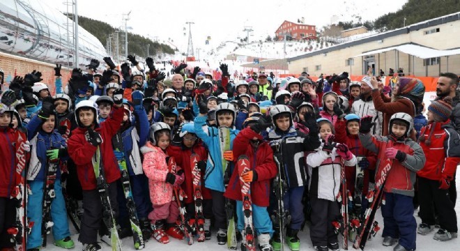 Sekmen: 'Erzurum'un geleceğine yatırım yapıyoruz'