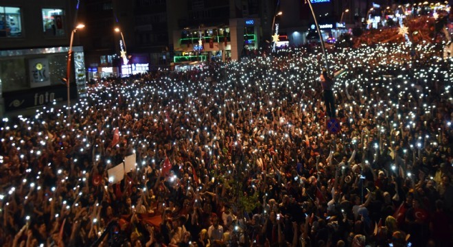 Sekmen'den 15 Temmuz Mesajı