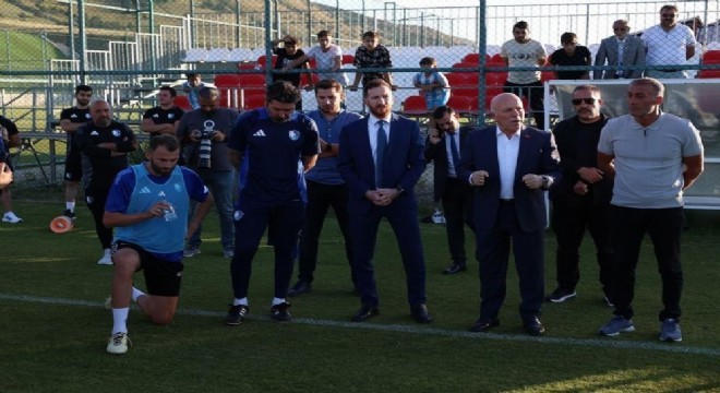 Sekmen'den Erzurumspor'a moral ziyareti